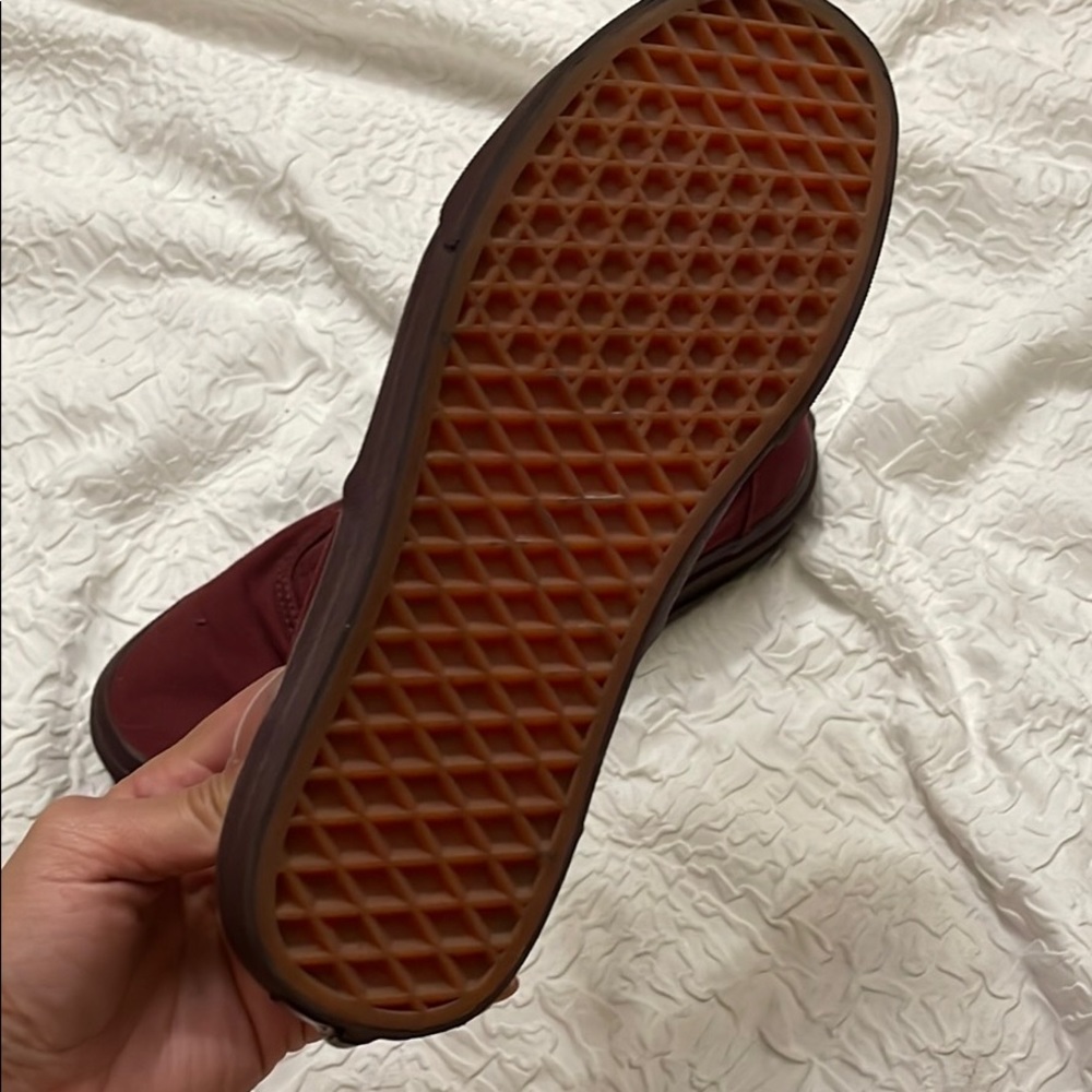 Vans - Picture 3 of 3
